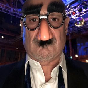 Meet your Posher, Jeffrey